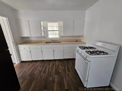 500 E Bird, Davis, OK 73030 photo 13