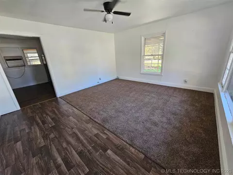 500 E Bird, Davis, OK 73030 photo 7
