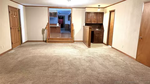 418 S 4th St, Morris, OK 74445 photo 9