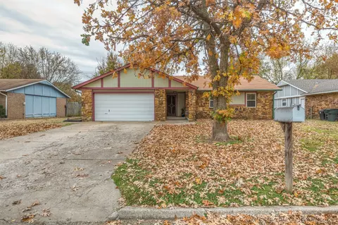 28422 E 137th St S, Coweta, OK 74429