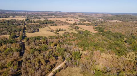 22 S 4070 Rd, Eufaula, OK 74432 photo 33