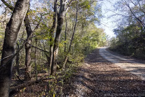 22 S 4070 Rd, Eufaula, OK 74432 photo 15