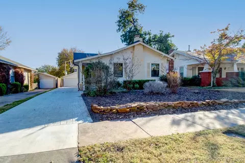 1780 E 14th Pl, Tulsa, OK 74104 photo 1