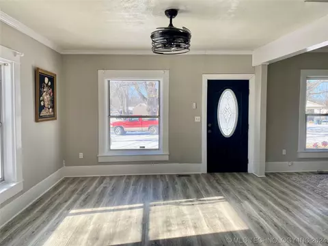 19 S Bailey St, Pryor, OK 74361 photo 6
