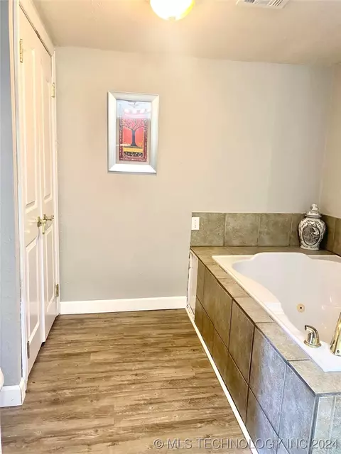 19 S Bailey St, Pryor, OK 74361 photo 15