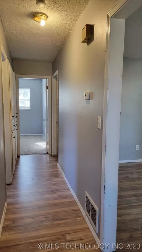 925 Howard, Ada, OK 74820 photo 9