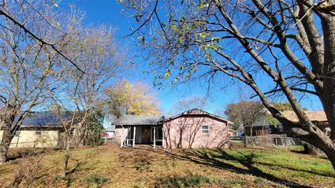 925 Howard, Ada, OK 74820 photo 27