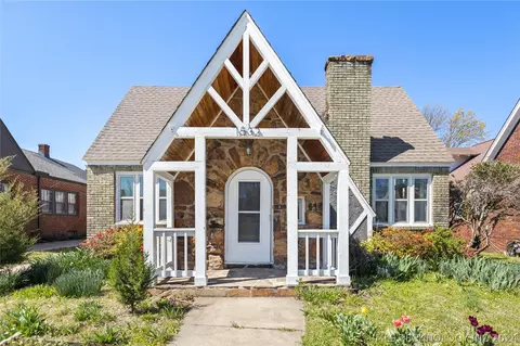 1532 S Gary Pl, Tulsa, OK 74104