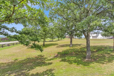 11 Sunset Dr, Sperry, OK 74073 photo 6