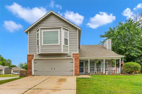 15911 S 296th East Ave, Coweta, OK 74429