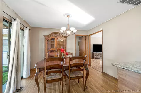 6709 E 29th St, Tulsa, OK 74129 photo 10