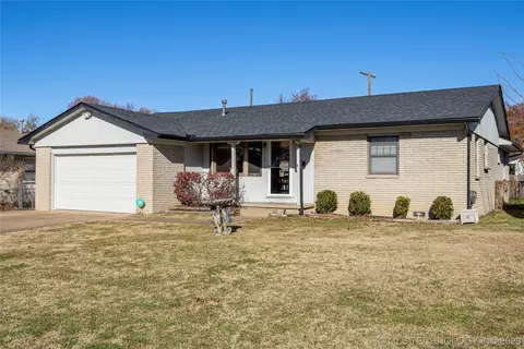 6709 E 29th St, Tulsa, OK 74129 photo 2