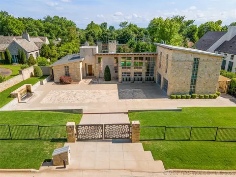 1316 E 27th Pl, Tulsa, OK 74114
