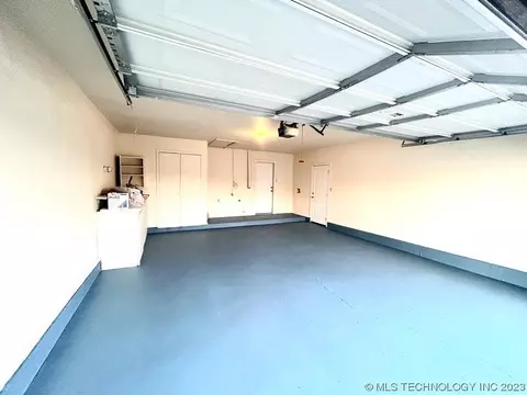 12406 E 34th St, Tulsa, OK 74146 photo 8