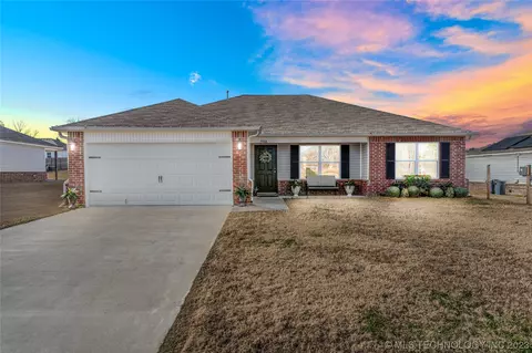 15068 S 276th East Ave, Coweta, OK 74429