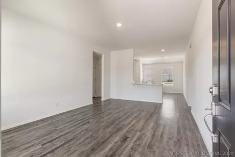 Other - 705 S Cherokee Ave, Haskell, OK 74436 photo 1 of 16