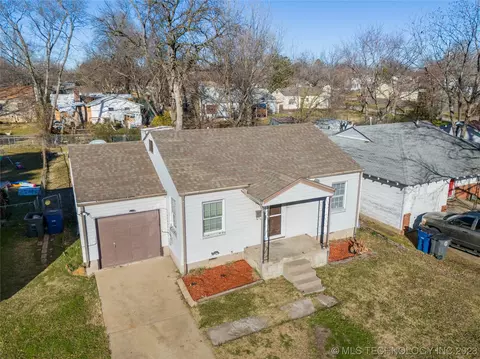 6933 E 5th Pl, Tulsa, OK 74112 photo 3