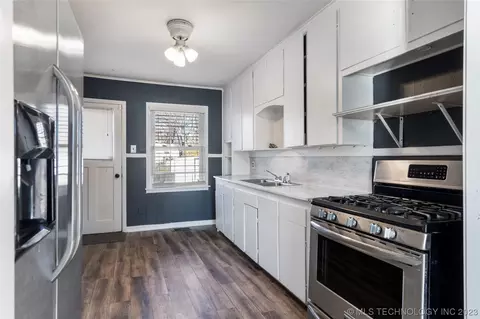 6933 E 5th Pl, Tulsa, OK 74112 photo 14
