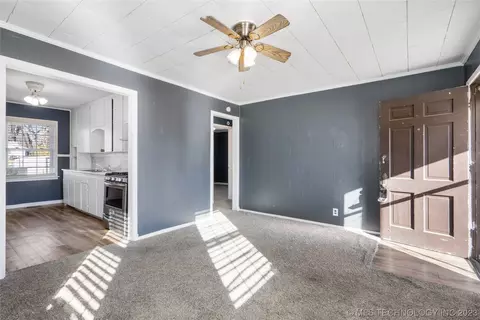 6933 E 5th Pl, Tulsa, OK 74112 photo 8