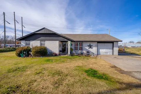 902 Knapp Ave, Warner, OK 74469 photo 4