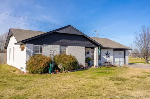 902 Knapp Ave, Warner, OK 74469 photo 3