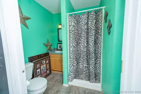 902 Knapp Ave, Warner, OK 74469 photo 17
