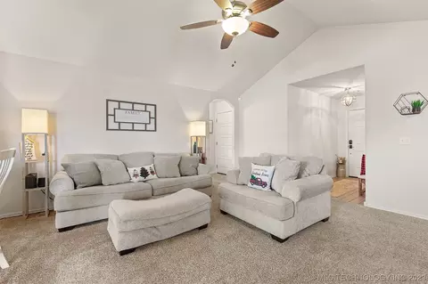 25327 E 87th St S, Broken Arrow, OK 74014 photo 6