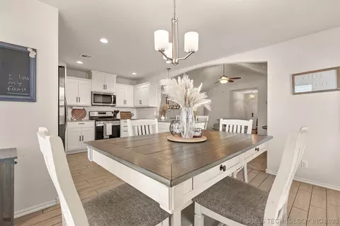25327 E 87th St S, Broken Arrow, OK 74014 photo 9