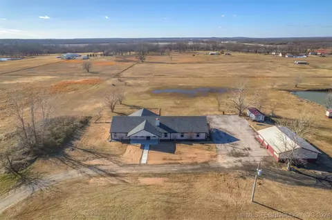 14822 S 417th East Ave, Coweta, OK 74429
