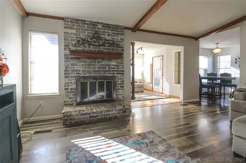 18118 E 4th St N, Tulsa, OK 74108 photo 5