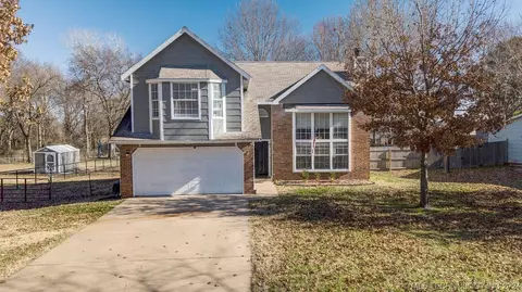 11809 S 267th East Ave, Coweta, OK 74429