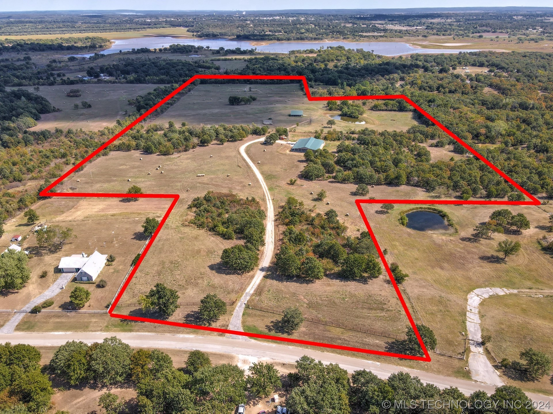 2895 Speck Wright Rd