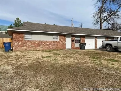 1917 E 51st Pl, Tulsa, OK 74105