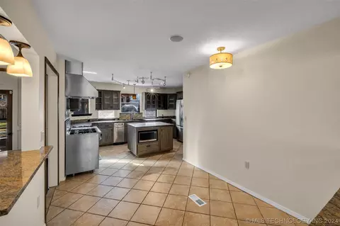 5632 E 97th St, Tulsa, OK 74137 photo 18
