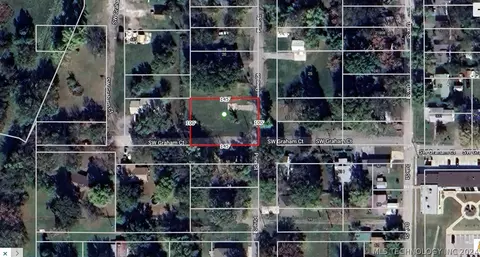 28 Pine St, Pryor, OK 74361