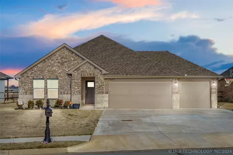 11415 S 282nd East Ave, Coweta, OK 74429