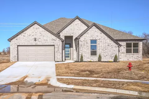 28023 E 107th St, Coweta, OK 74429