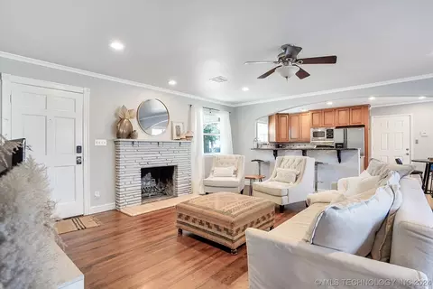 1021 E 33rd Pl, Tulsa, OK 74105 photo 6