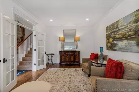 Living - 9152 E 103rd St, Tulsa, OK 74133 photo 1 of 7