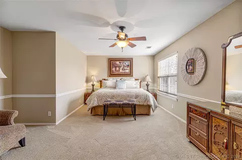 Bedroom - 9152 E 103rd St, Tulsa, OK 74133 photo 5 of 7