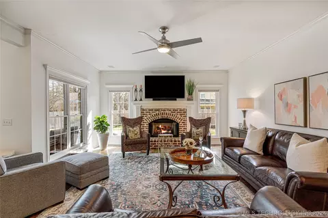 Living - 9152 E 103rd St, Tulsa, OK 74133 photo 3 of 7