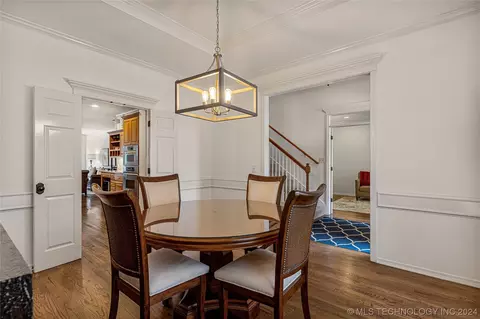 Dining - 9152 E 103rd St, Tulsa, OK 74133 photo 1 of 3