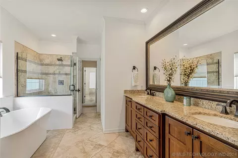 Bath - 9152 E 103rd St, Tulsa, OK 74133 photo 1 of 8