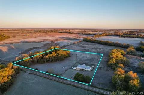 439204 E County Road 40, Welch, OK 74369 photo 28