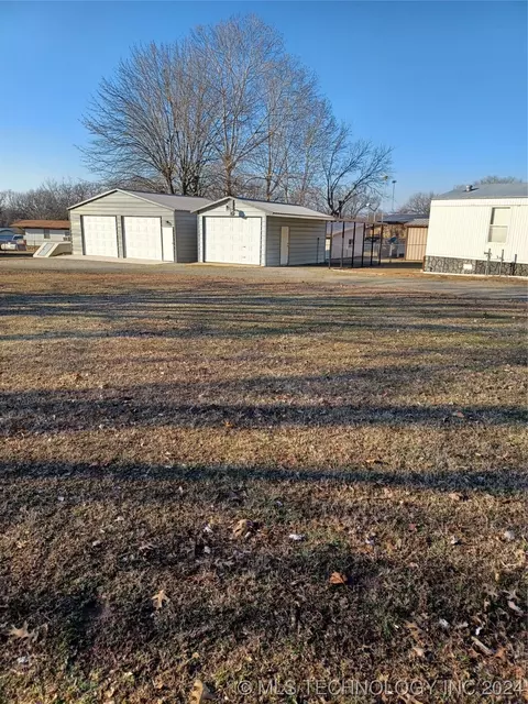 421897 E 1162, Eufaula, OK 74432 photo 17