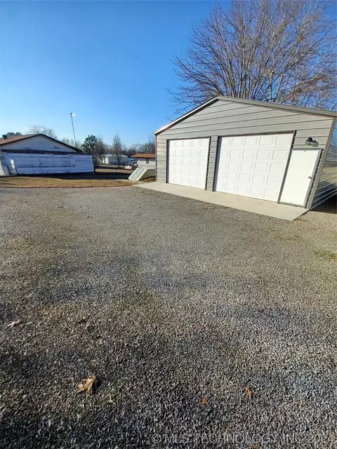 421897 E 1162, Eufaula, OK 74432 photo 12