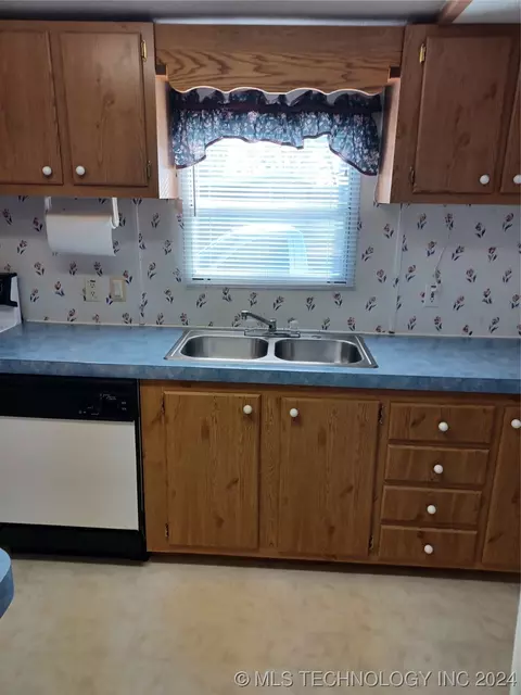 421897 E 1162, Eufaula, OK 74432 photo 32