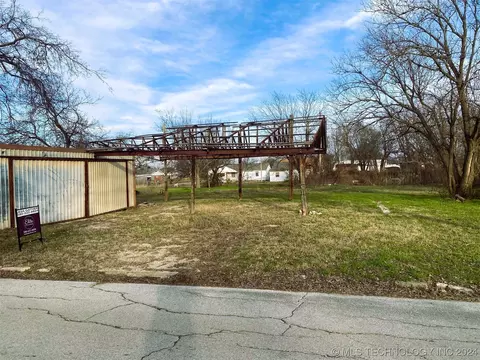 910 5th, Wilson, OK 73463 photo 1