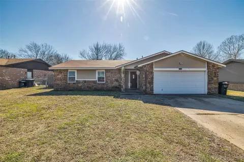 28554 E 139th St S, Coweta, OK 74429