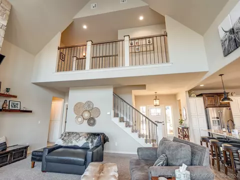 Living - 100 Maverick Rd W, Ada, OK 74820 photo 5 of 5